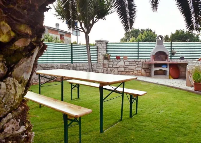 Anita 3 By Interhome *